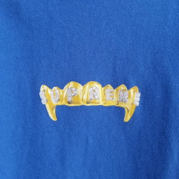 Supreme Fronts Tee - Picture 2 of 4